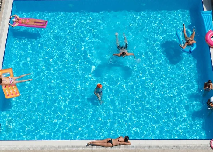 Hotel Kleopatra Life 4*