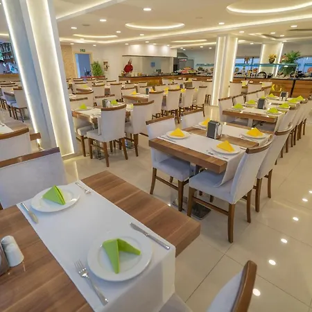 Hotel Kleopatra Life 4*