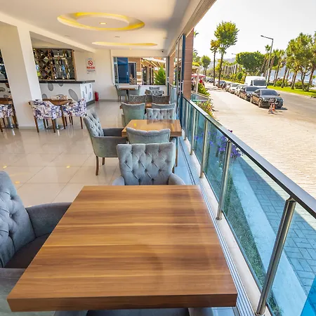 Kleopatra Life فندق