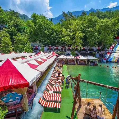 Kleopatra Life فندق ألانيا