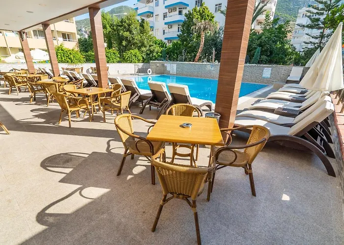 Hotel Kleopatra Life 4*